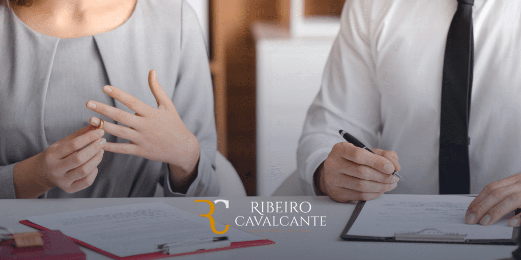 divórcio,divórcio judicial,divórcio extrajudicial,Ribeiro Cavalcante Advocacia,direito de família,processo de divórcio,partilha de bens,divórcio consensual,divórcio litigioso,violência doméstica,Fortaleza