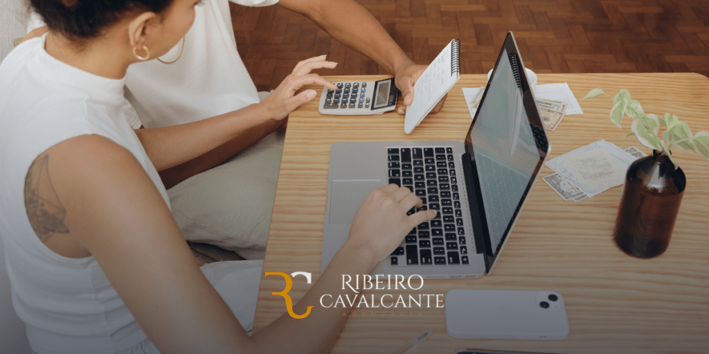 divórcio,divórcio judicial,divórcio extrajudicial,Ribeiro Cavalcante Advocacia,direito de família,processo de divórcio,partilha de bens,divórcio consensual,divórcio litigioso,violência doméstica,Fortaleza