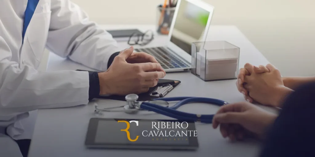 auxílio-doença negado,INSS indeferimento auxílio-doença,como recorrer auxílio-doença,perícia médica INSS,falta de carência INSS,recurso administrativo INSS,ação judicial auxílio-doença,direito previdenciário,documentos auxílio-doença,advogado especializado INSS