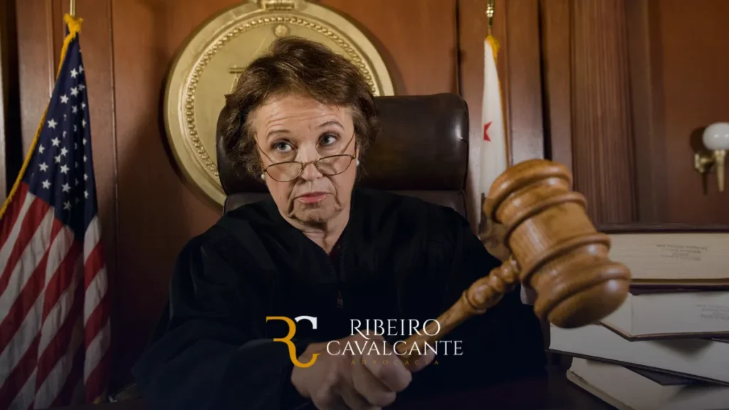 desistir,processo trabalhista,honorários contratuais,honorários sucumbência,custas processuais,audiência trabalhista,nova ação trabalhista,direitos trabalhistas