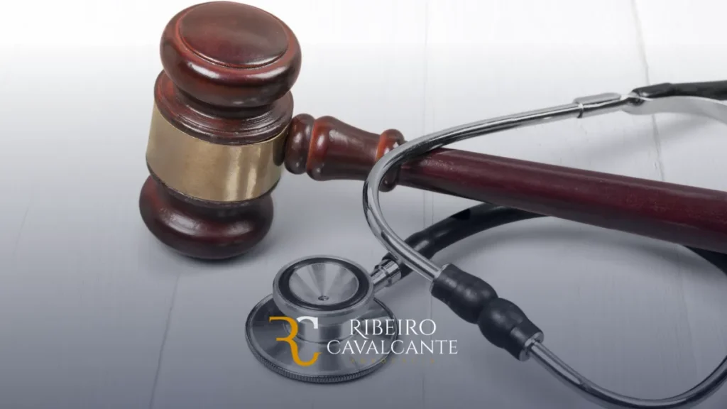 erro médico,defesa em processo médico,responsabilidade médica,revelia médico,advocacia para médicos,processo civil médico,defesa erro médico,Ribeiro Cavalcante Advocacia,citação,notificação