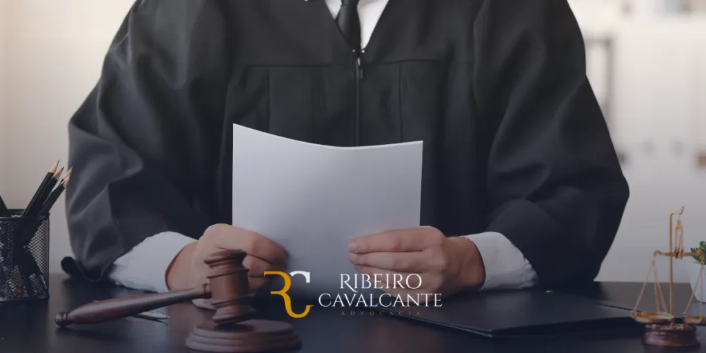 medidas protetivas de urgência,lei maria da penha,violência doméstica,proteção à mulher,medidas cautelares,direitos da mulher,violência familiar