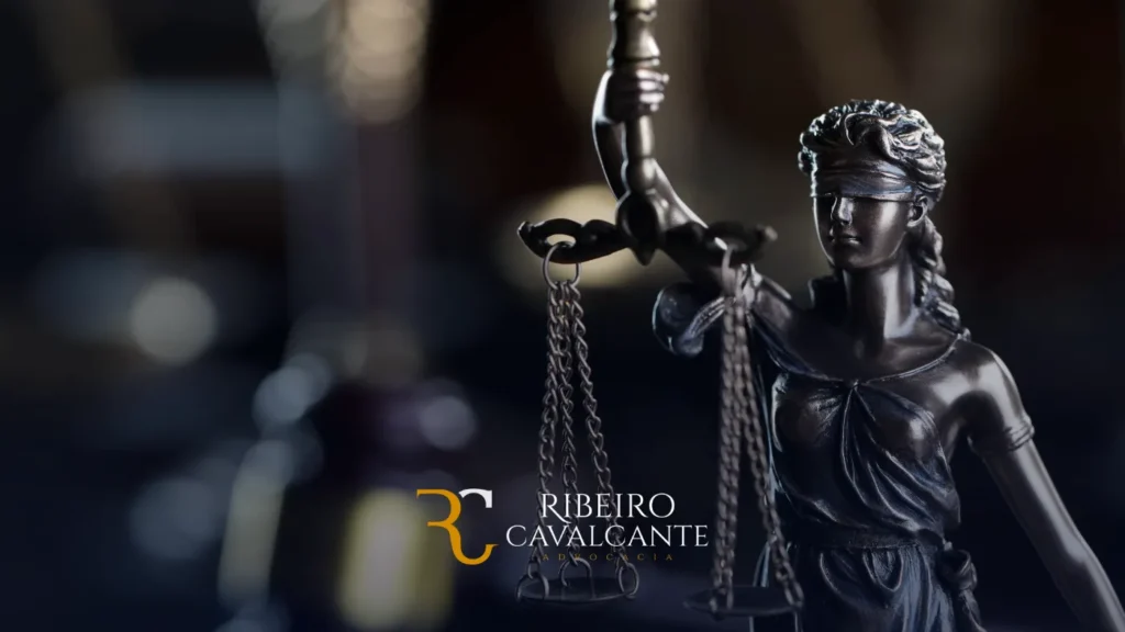 redes sociais,calúnia,injúria,difamação,advogado,direito penal,processo,indenização,crimes contra a honra,crimes digitais,provas digitais,legislação brasileira,ofensas online,preservação de provas