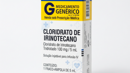 Caixa do medicamento CLORIDRATO DE IRINOTECANO (CLORIDRATO DE IRINOTECANO TRIIDRATADO) em embalagem farmacêutica brasileira conforme RDC 768/2022 da ANVISA — fabricado por Ribeiro Cavalcante Advocacia