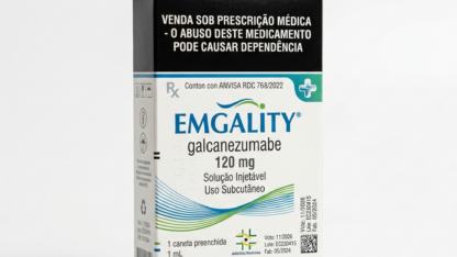 Caixa do medicamento EMGALITY (GALCANEZUMABE) em embalagem farmacêutica brasileira conforme RDC 768/2022 da ANVISA — fabricado por Ribeiro Cavalcante Advocacia
