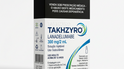 Caixa do medicamento TAKHZYRO (LANADELUMABE) em embalagem farmacêutica brasileira conforme RDC 768/2022 da ANVISA — fabricado por Ribeiro Cavalcante Advocacia