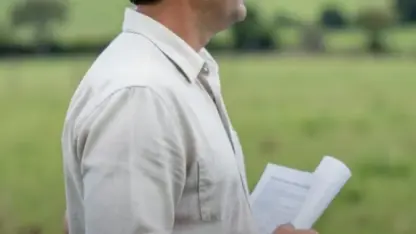 Poster foreigners buying rural land i 1786023797